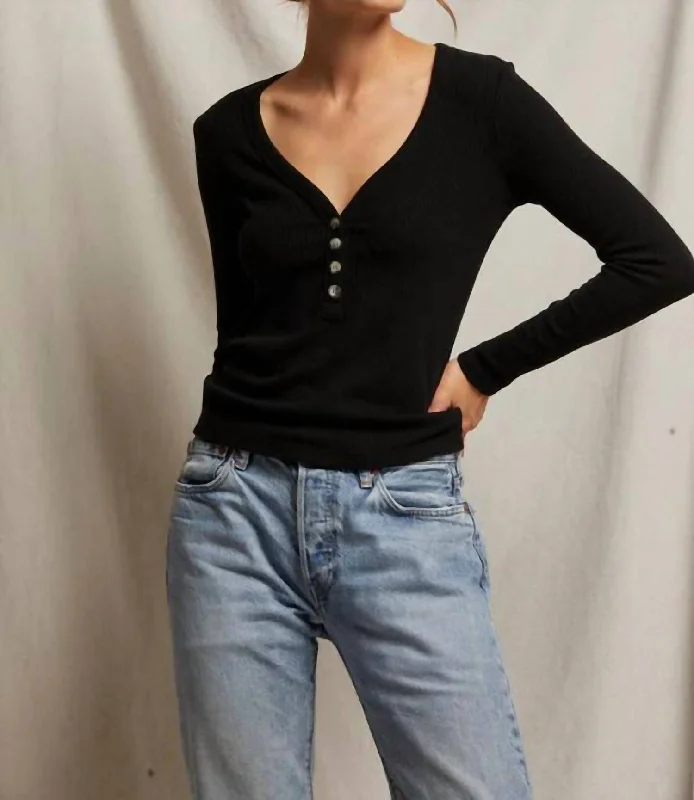 Evangeline Long Sleeve Top In True Black