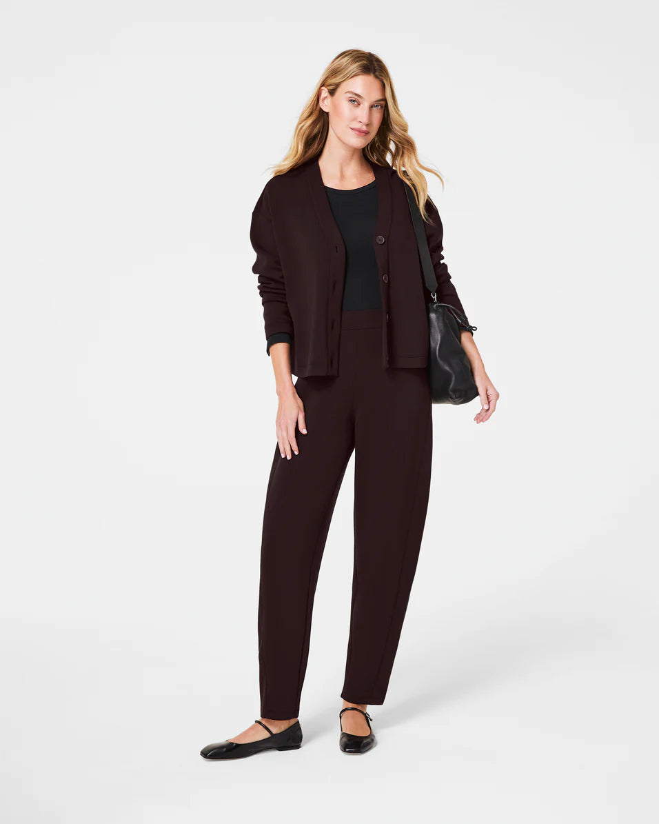 Casual PantsAirEssentials Barrel Leg Pant - Truffle Brown