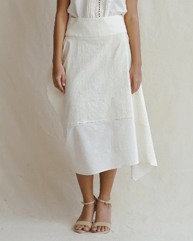 KAPAS - Asymmetrical SkirtLow-waisted Skirt