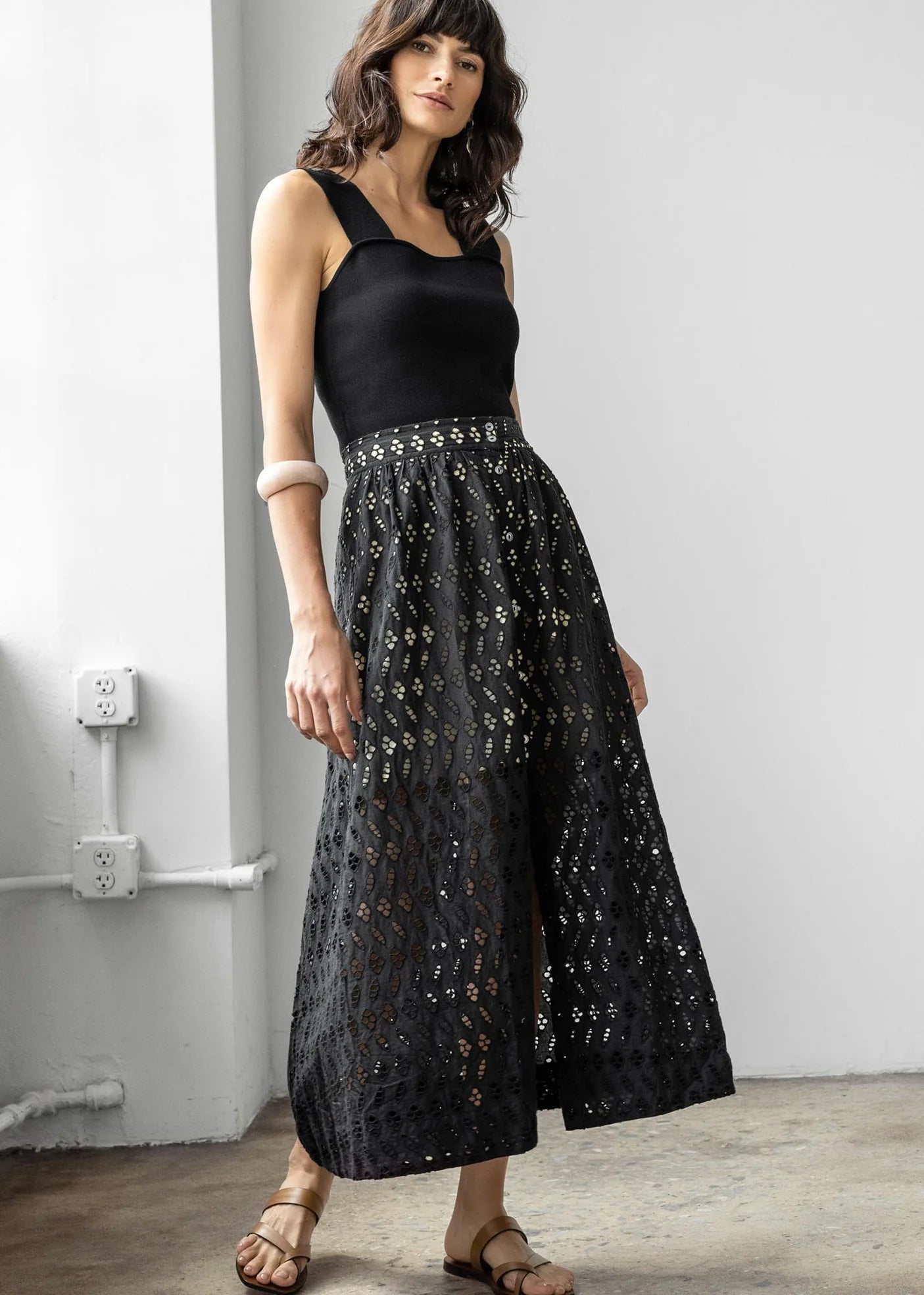 Lilla P - Eyelet Side-Button Maxi Skirt - BlackEvening Skirt