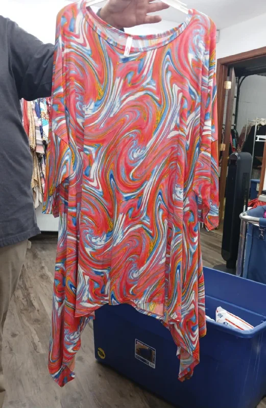 Asymmetrical ShirtsPink Red Blue Green Swirl Sharkbite Shirt Top