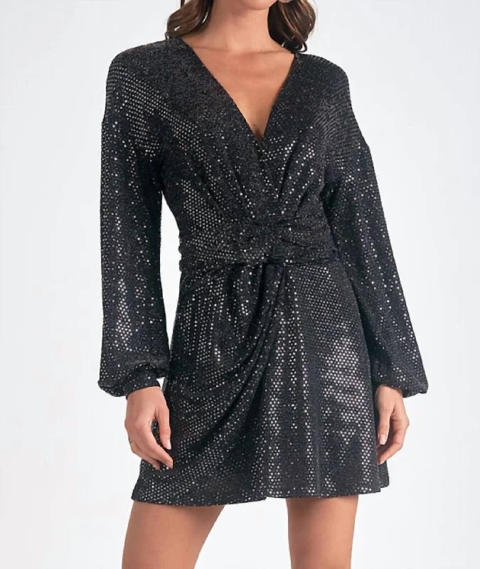 V Neck Long Sleeve Dress In Black