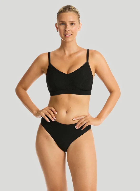 Athletic PantsSea Level: Honeycomb Mid Bikini Pant Black