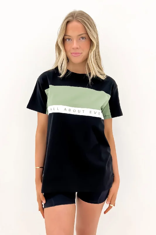 Streetwear T-ShirtsKyha Panelled Tee Black