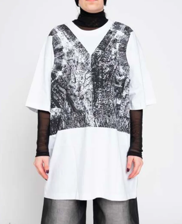 Artist T-ShirtsPrinted Big Tee in Black & White by Melitta Baumeister